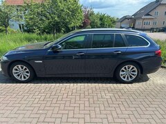 Bild des Angebotes BMW 535 535d Touring NAVI PROF/DRIVING ASS+/HEAD-UP/AHK