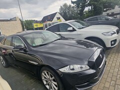 Bild des Angebotes Jaguar XJ 3.0 V6 Kompressor AWD Portfolio Kundenauftrag