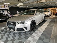 Bild des Angebotes Audi RS4 RS 4 Avant quattro  4.2 V8 *Scheckheft*Carbon*