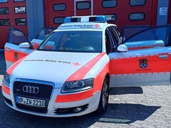 Bild des Angebotes Audi A6 allroad AUDI A6 Quattro 3.0 TDI NOTARZTEINSATZWAGEN NEF